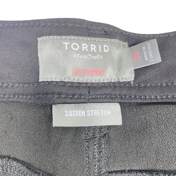 TORRID WOMEN'S Black Luxe Skinny Jeans Sateen Stretch US 18R - Picture 10 of 12